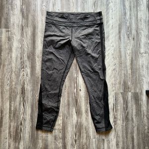 Lulu lemon gray stripped leggings